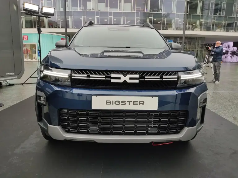 Dacia Bigster 2025 - Foto Milano - 20