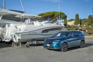 Peugeot 5008 Hybrid - Saint-Paul-de-Vence - 4