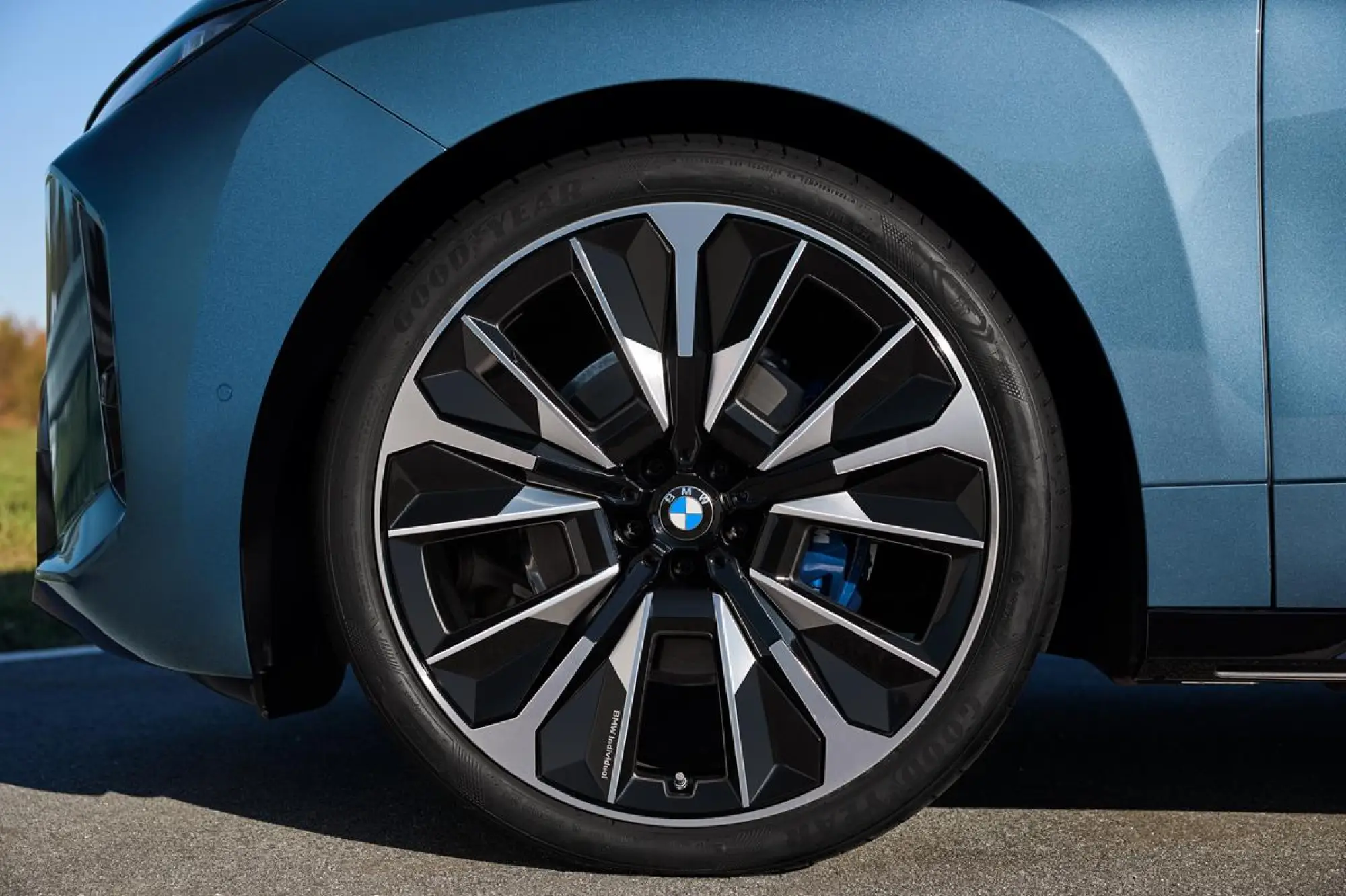 BMW iX 2025 - 8