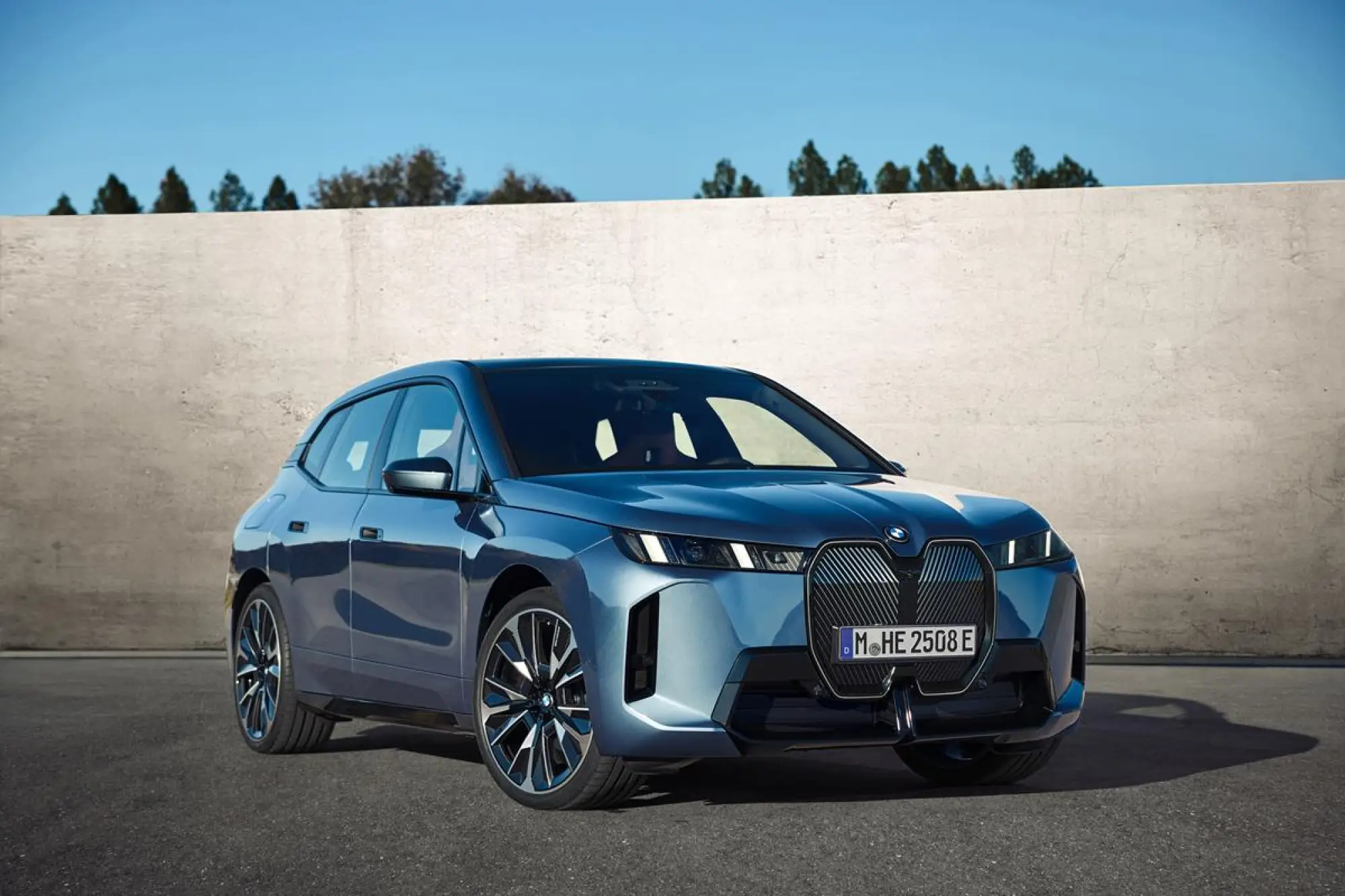 BMW iX 2025 - 18