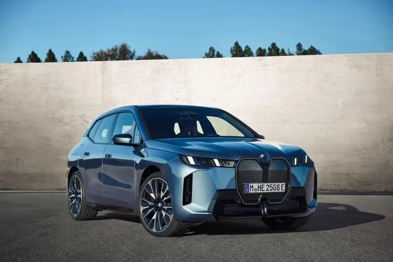 BMW iX 2025 - 18