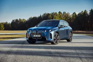 BMW iX 2025 - 28