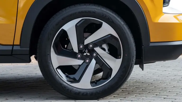 Mitsubishi Outlander Sport 2025 - Foto ufficiali Sudafrica - 9