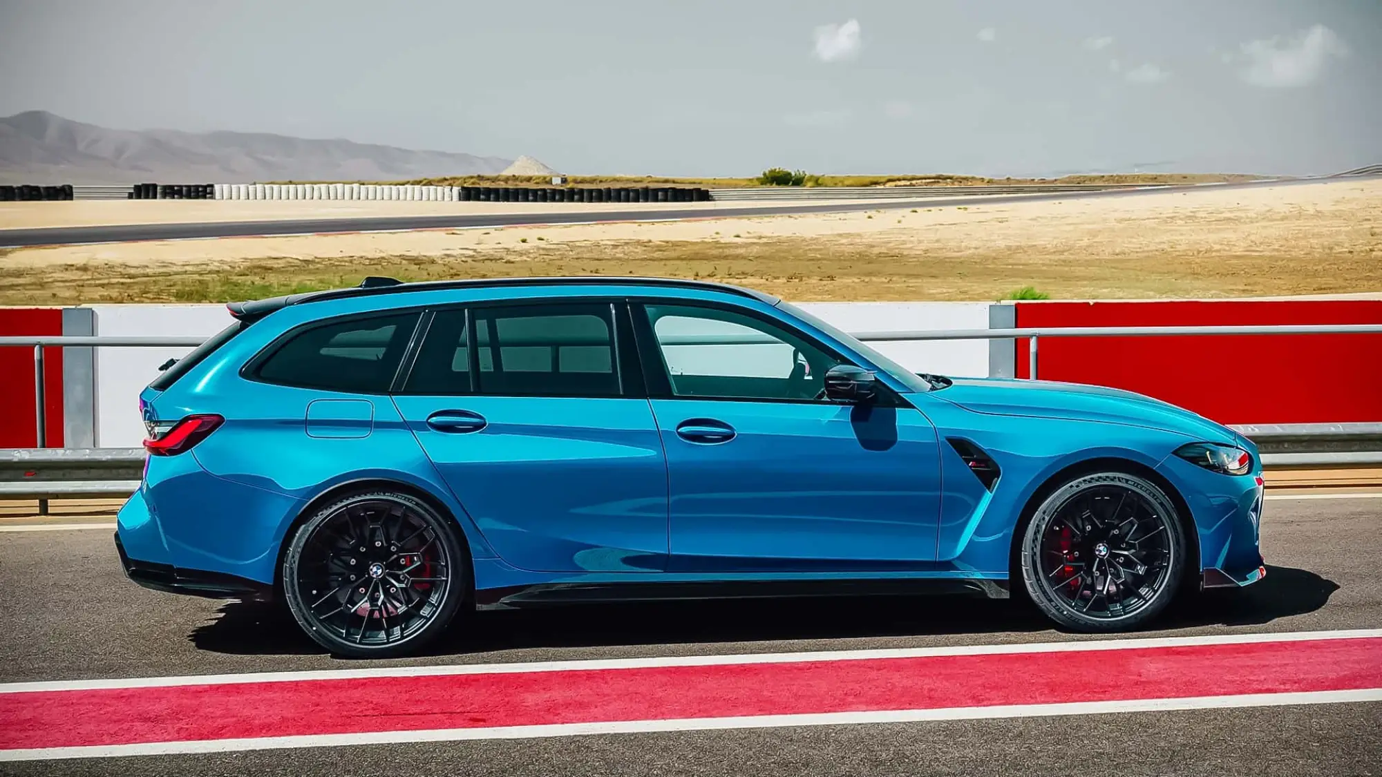 BMW M3 CS Touring 2025 - 6
