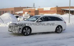 Mercedes Classe C station wagon 2026 - Foto spia 30-01-2025 - 8