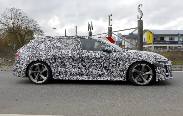 Audi RS5 2026 - Foto spia 30-01-2025 - 4