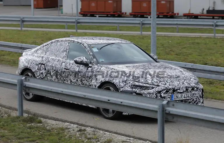 Audi RS5 2026 - Foto spia 30-01-2025 - 19