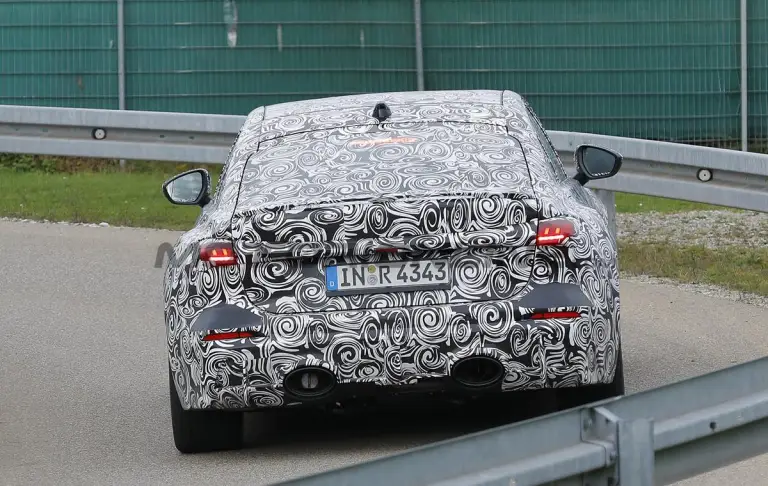 Audi RS5 2026 - Foto spia 30-01-2025 - 14