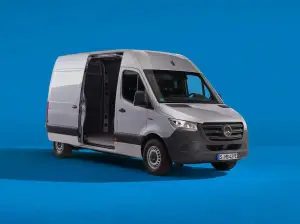 Mercedes Sprinter - 30 anni - 53