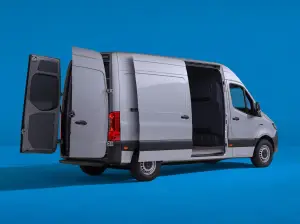 Mercedes Sprinter - 30 anni - 51