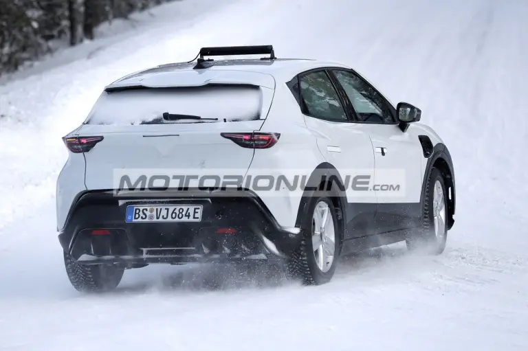 Cupra Raval - Foto spia 3-2-2025 - 15