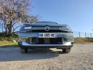 Citroen C4 e C4 X 2025 - Prova Sitges