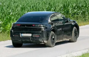 Porsche Cayenne EV - Foto spia 06-02-2025 - 6
