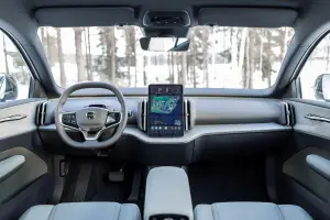Volvo EX30 Cross Country 2025 - 17