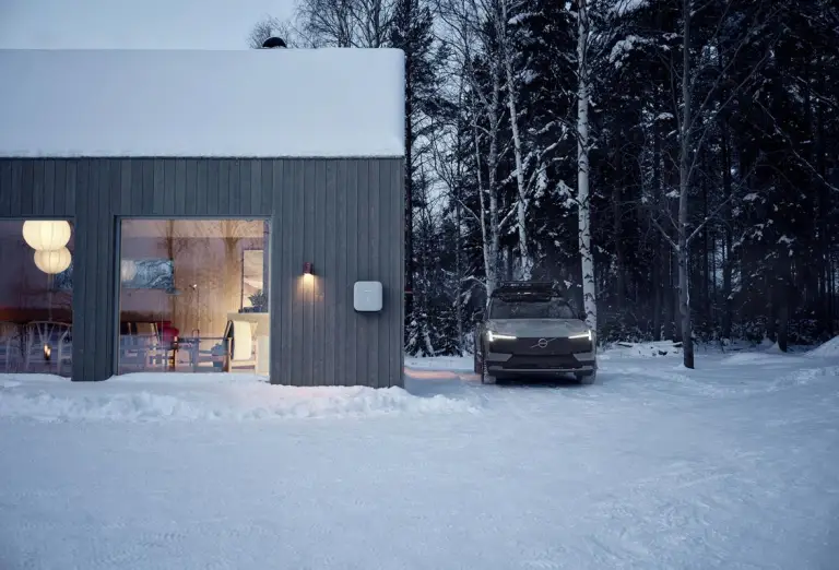 Volvo EX30 Cross Country 2025 - 4