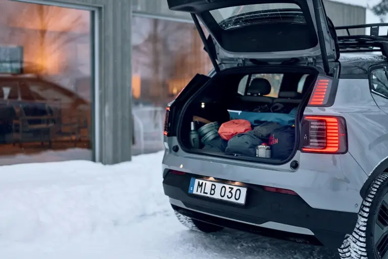 Volvo EX30 Cross Country 2025 - 7