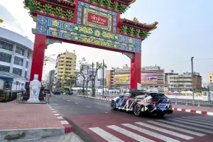 BMW M5 Touring - Safety Car MotoGP 2025 - 13