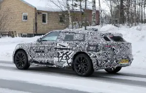 Range Rover Velar 2026 - Foto spia 11-02-2025 - 7