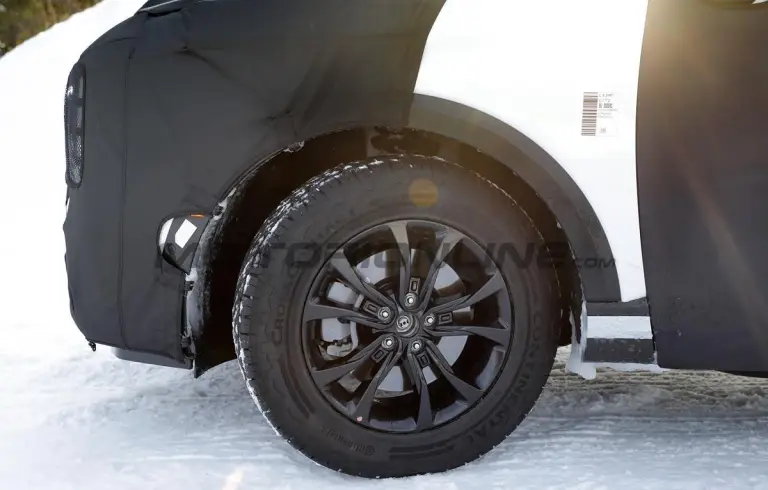 Hyundai Palisade XRT - Foto spia 12-02-2025 - 11