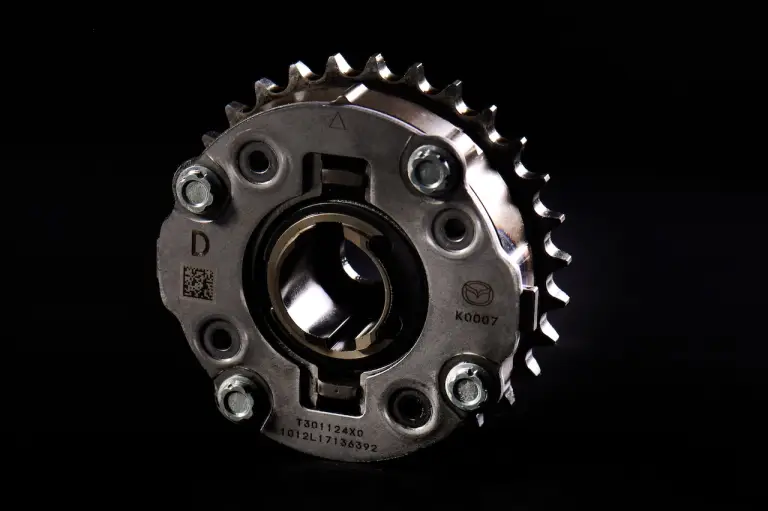 Mazda 3,3 e-Skyactiv D - 3