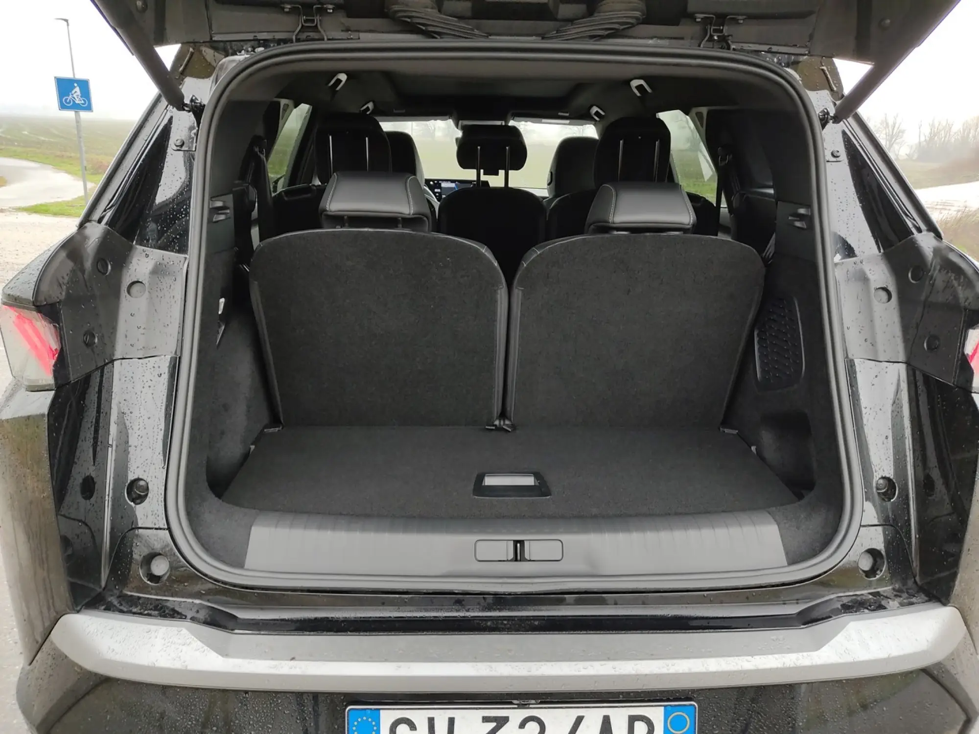Peugeot e-5008 2025 - Prova Milano - 1