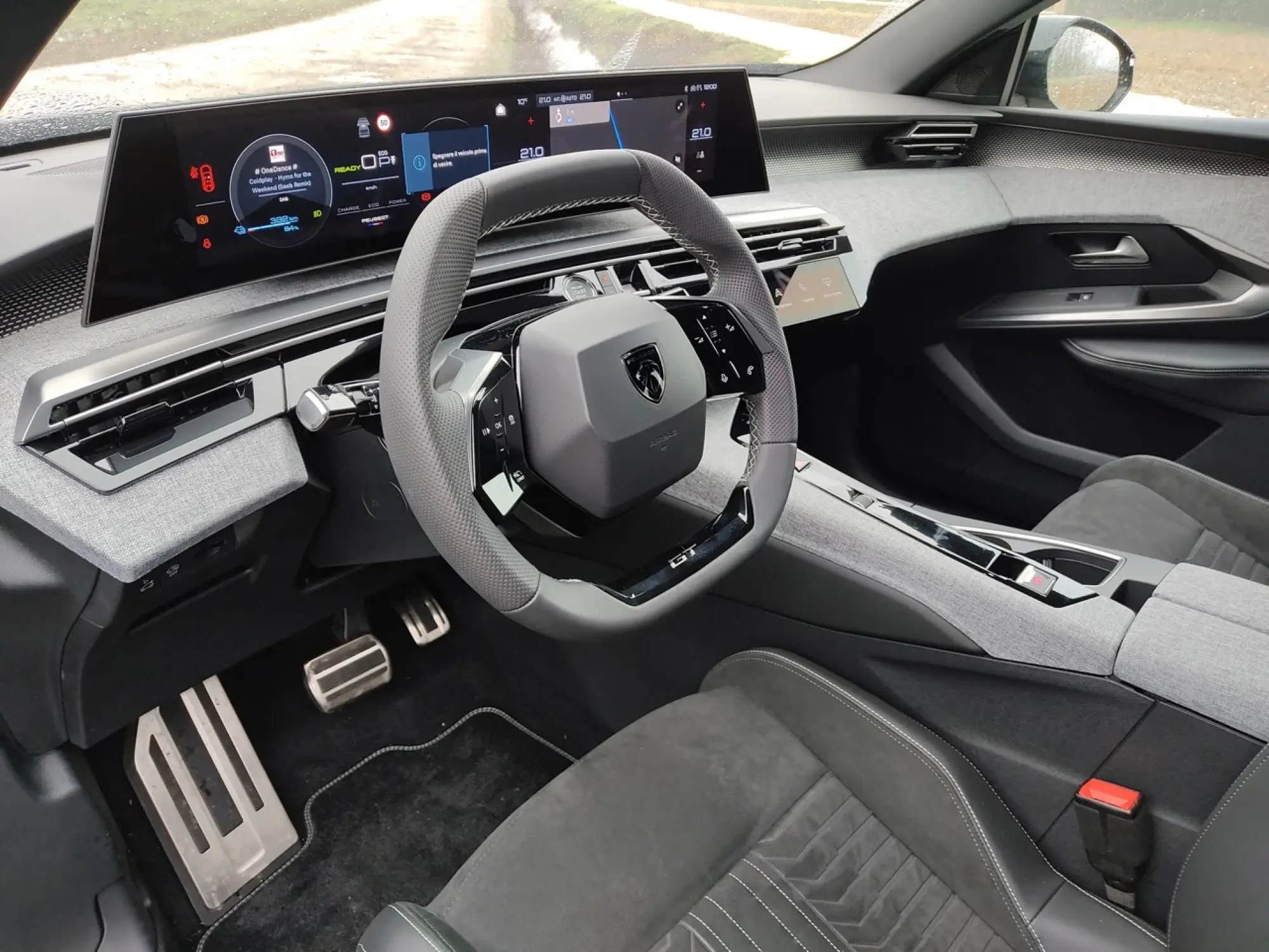 Peugeot e-5008 2025 - Prova Milano - 10