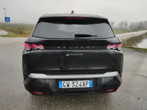 Peugeot e-5008 2025 - Prova Milano