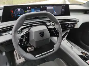 Peugeot e-5008 2025 - Prova Milano