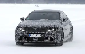 BMW M5 2027 - Foto spia 14-02-2025 - 4