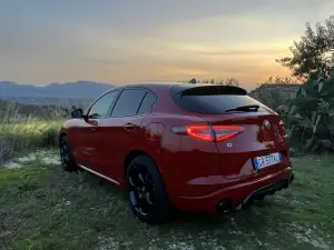 Alfa Romeo Stelvio Tributo Italiano prova su strada - 11