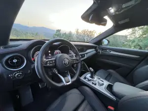Alfa Romeo Stelvio Tributo Italiano prova su strada - 18