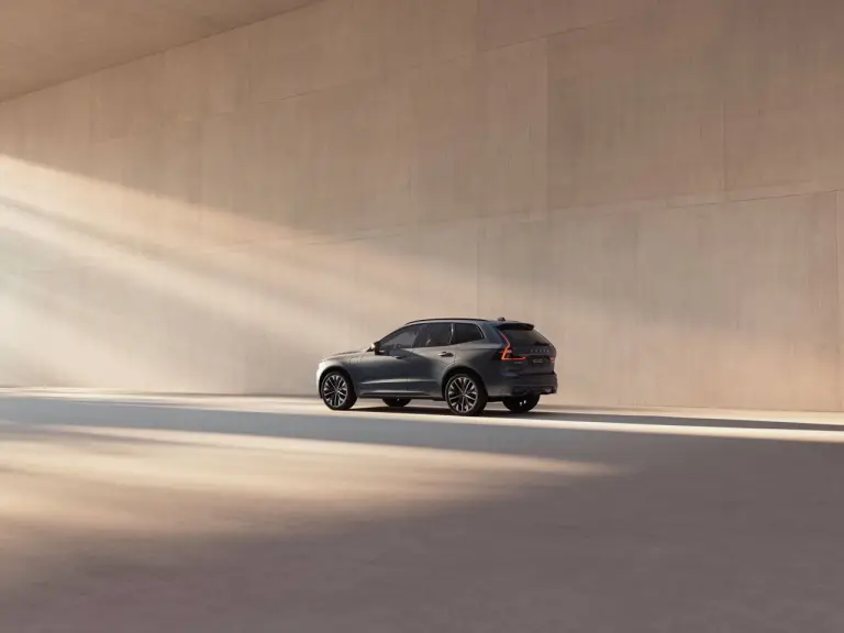 Volvo XC60 2025 - Foto ufficiali - 11