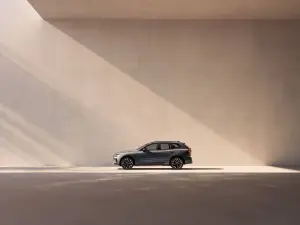 Volvo XC60 2025 - Foto ufficiali - 8