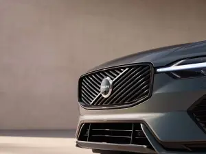 Volvo XC60 2025 - Foto ufficiali - 10