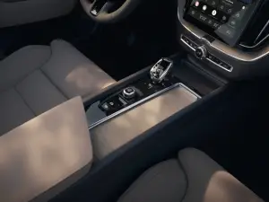 Volvo XC60 2025 - Foto ufficiali - 20