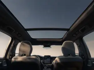 Volvo XC60 2025 - Foto ufficiali - 17