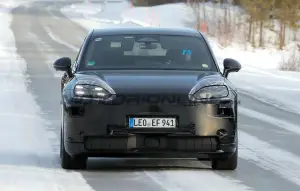 Porsche Cayenne Coupe EV - Foto spia 19-02-2025 - 1
