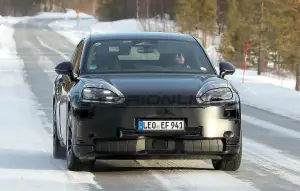Porsche Cayenne Coupe EV - Foto spia 19-02-2025 - 6