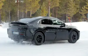 Porsche Cayenne Coupe EV - Foto spia 19-02-2025 - 10
