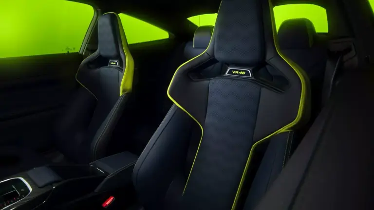 BMW M4 CS VR46 - 22