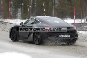 Porsche Cayman 2026 - Foto spia 25-2-2025 - 9