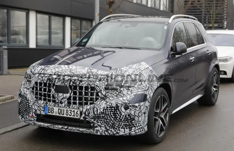 Mercedes-AMG GLE e GLS 2026 - Foto spia 25-02-2025 - 4