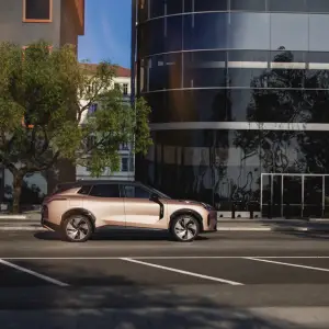 Lynk e Co 08 - 2