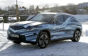 Mercedes GLC 2026 - Foto spia 28-02-2025 - 7