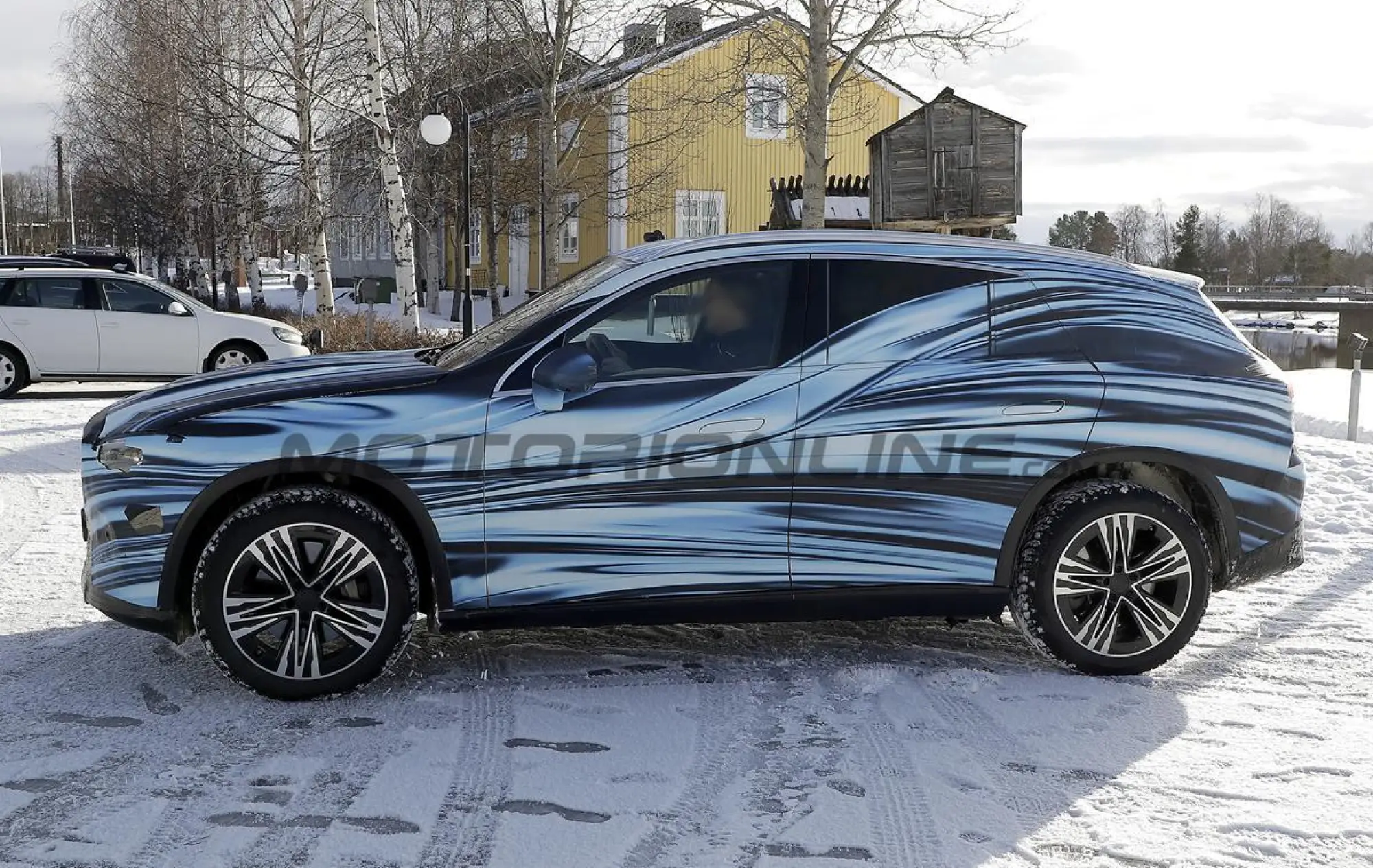 Mercedes GLC 2026 - Foto spia 28-02-2025 - 6