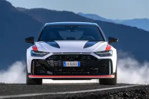 Audi RS 6 Avant GT - 15