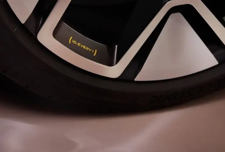 Volkswagen ID.Every1 - Teaser - 1