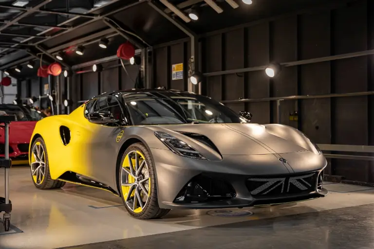 Lotus Emira Turbo SE - 7