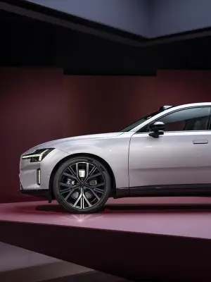 Volvo ES90 - 107
