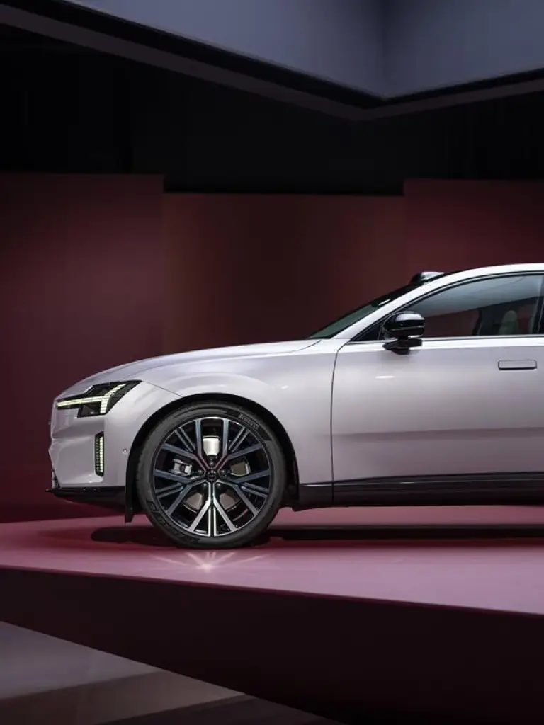 Volvo ES90 - 107